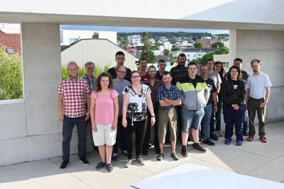 Zu sehen ist ein Gruppenbild der Wohngruppe «Kleinfreiheit».